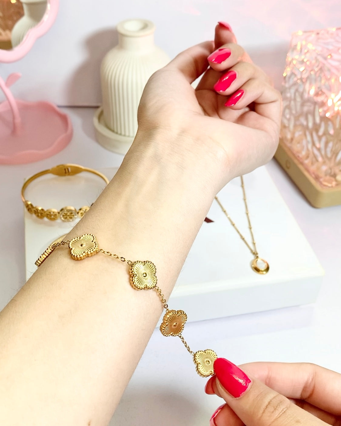 Bracelet